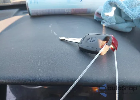 2008 Ford Focus Se/Ses из США, поврежденный, VIN 1FAHP35NX8W156162